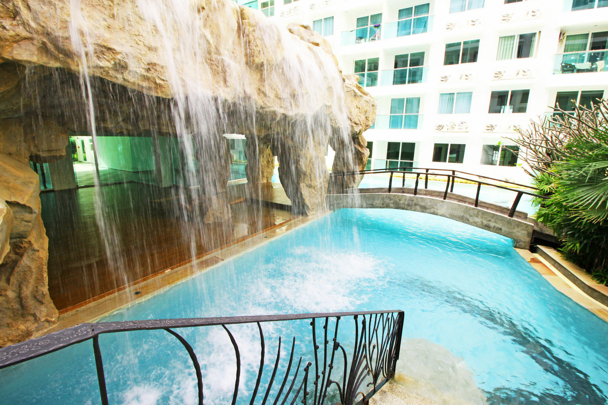อเมซอน เรสซิเดนซ์ บาย พัทยา ซันนี เรนทัล Apartment หาดจอมเทียน ภายนอก รูปภาพ